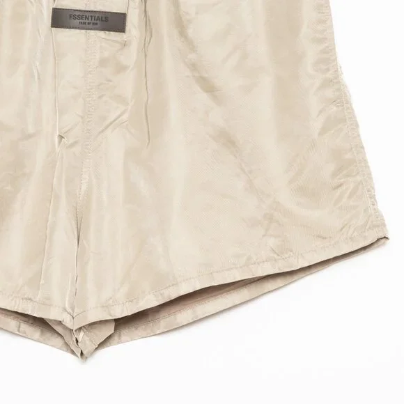 Fear of God Essentials Light Brown Oak Taslan Nylon Shorts - Mens M - Picture 5 of 16
